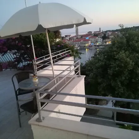 Apartmani Ivic Paka Rab Banjol Exterior photo