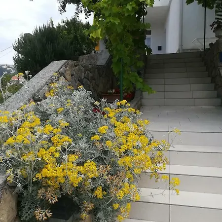 Apartmani Ivic Paka Rab Banjol Exterior photo
