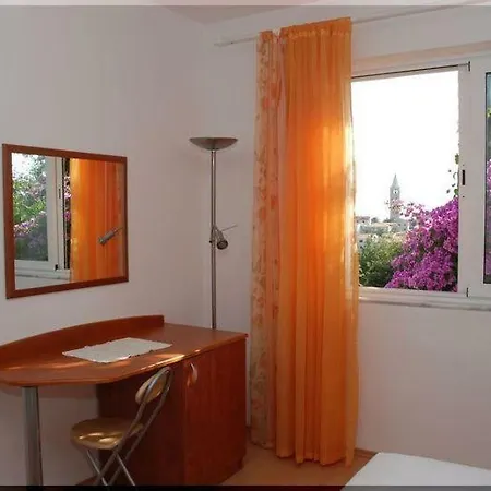 Apartmani Ivic Paka Rab Banjol Exterior photo