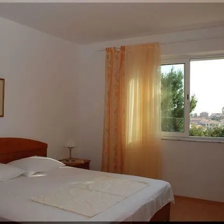 Apartmani Ivic Paka Rab Banjol Exterior photo